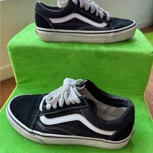 Vans Black and White Low-Top Shoes